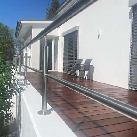 Appartement Mit 2 Schlafzimmern Und Terrasse Halle  외부 사진